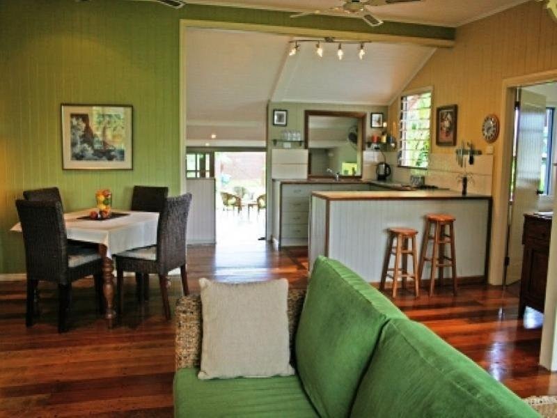 44 Thomson Road, Edmonton QLD 4869