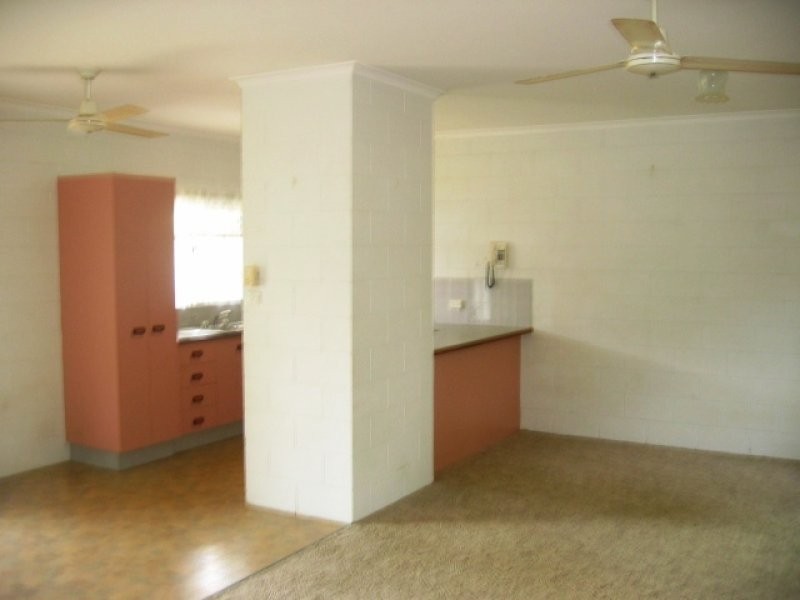 17 McLaughlin Road, Bentley Park QLD 4869