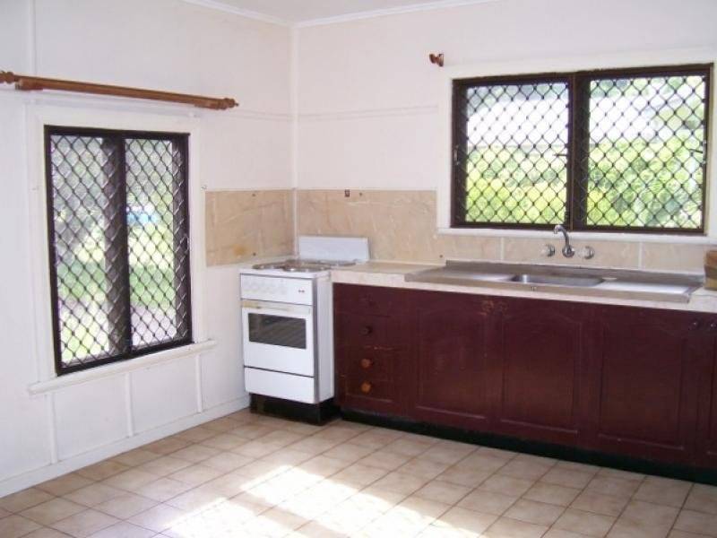 2/55 Stewart Street, Edmonton QLD 4869