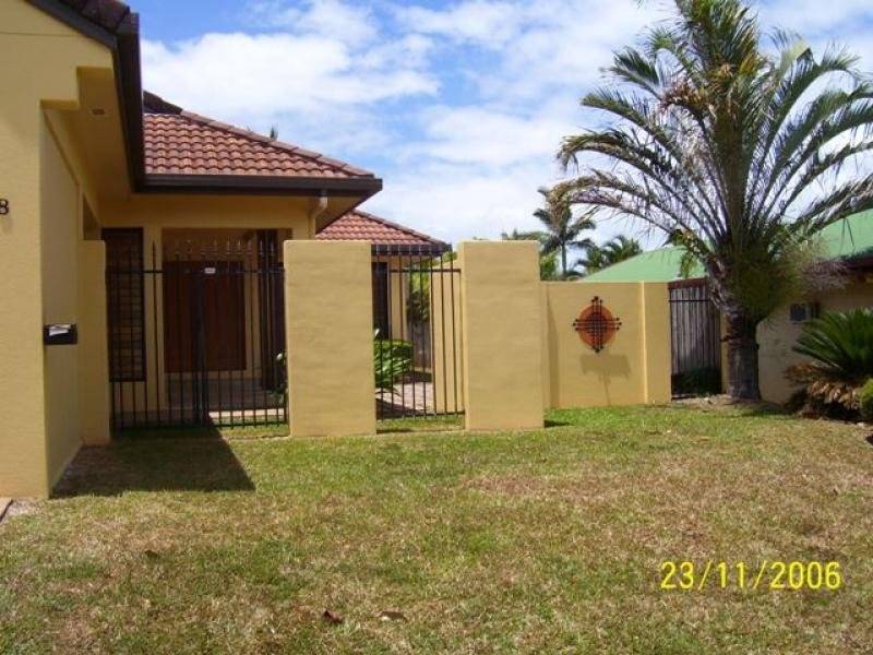 8 Roma Close, Mount Sheridan QLD 4868