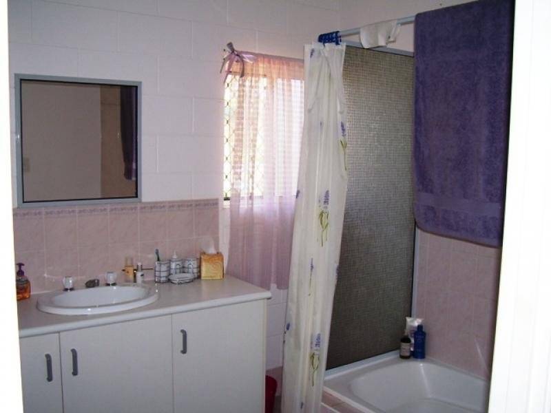 6 Nimroud Close, Mount Sheridan QLD 4868