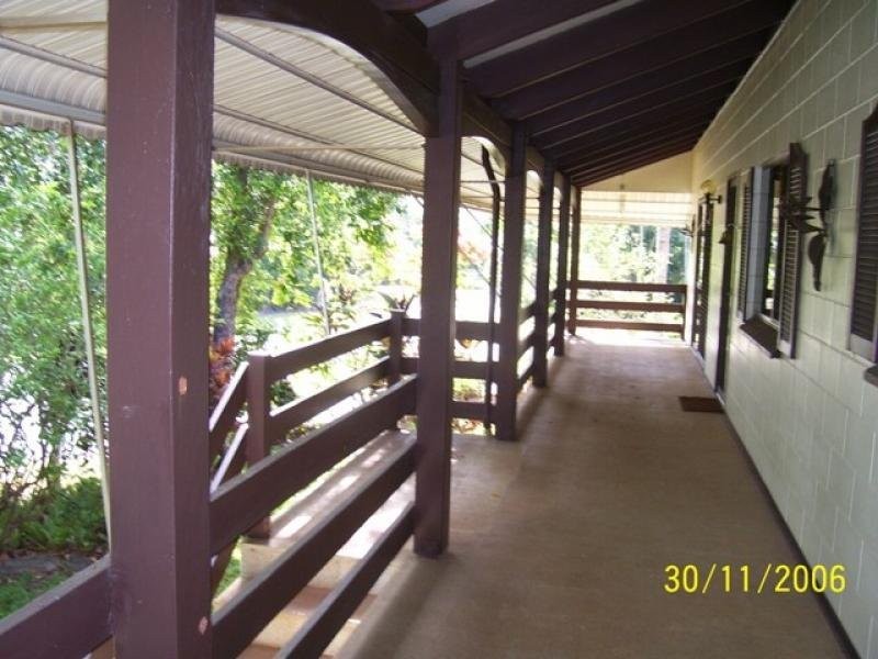 16 Beatrice Street, Mooroobool QLD 4870