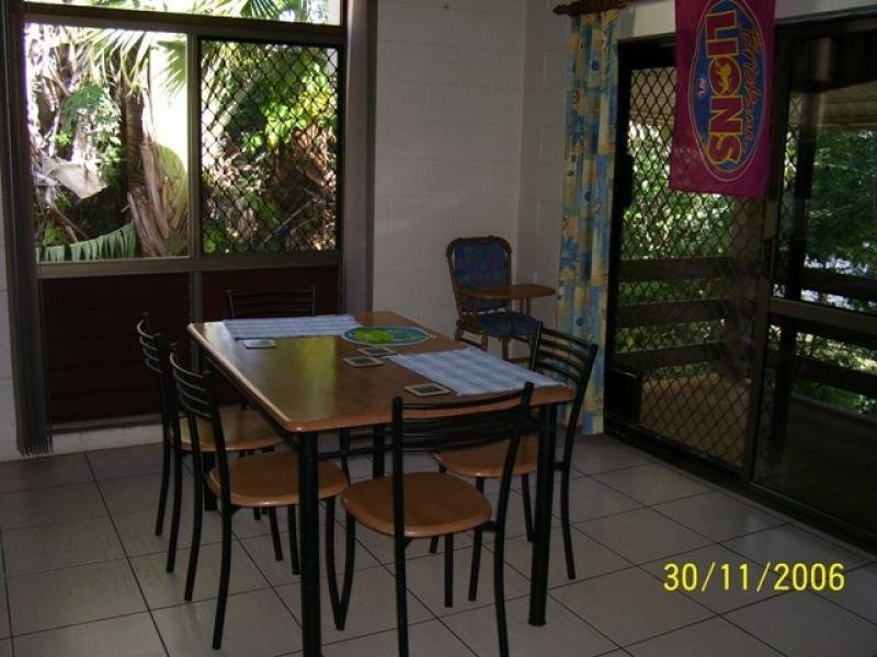 16 Beatrice Street, Mooroobool QLD 4870