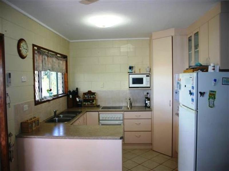 41 Amethyst Street, Bayview Heights QLD 4868