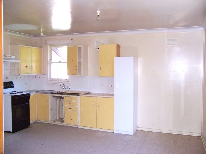 20 Troman Parade, Raymond Terrace NSW 2324