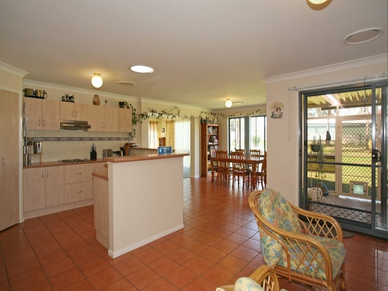 6 Hilltop Close, Medowie NSW 2318