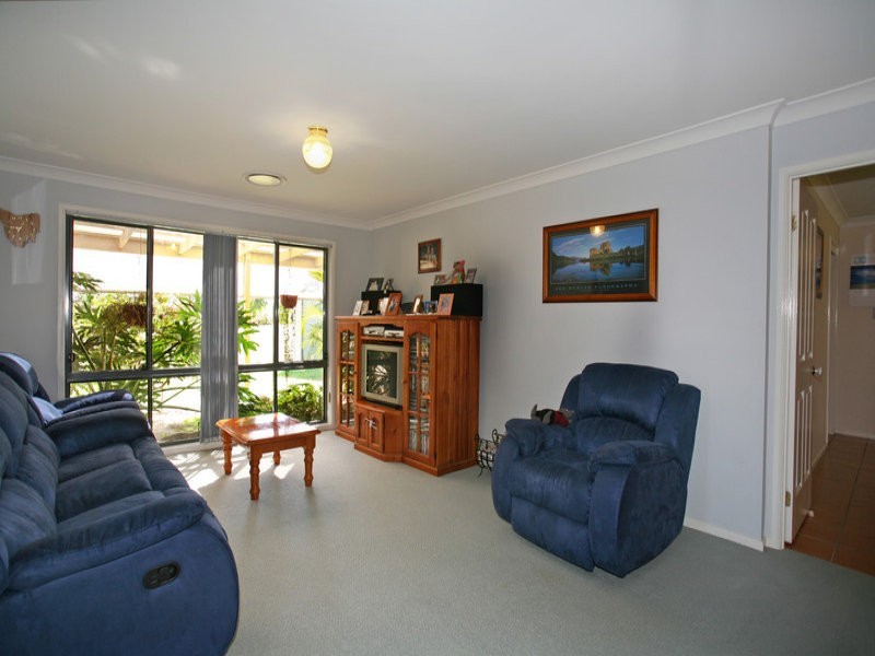 6 Hilltop Close, Medowie NSW 2318