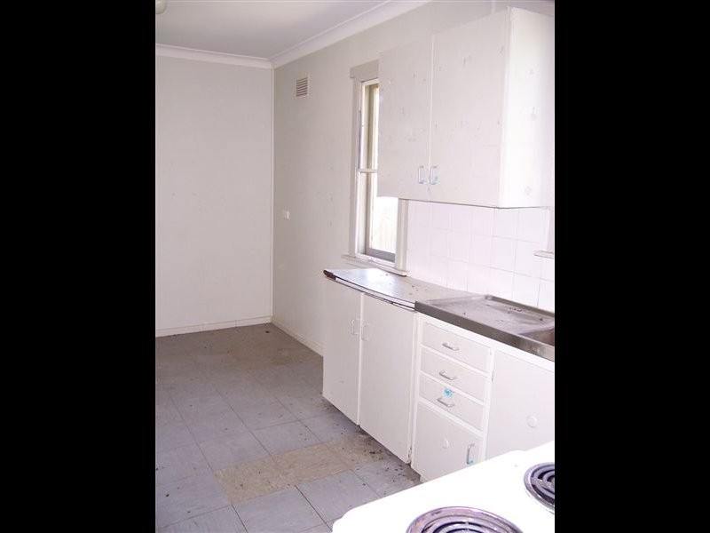 12 Dean Avenue, Raymond Terrace NSW 2324