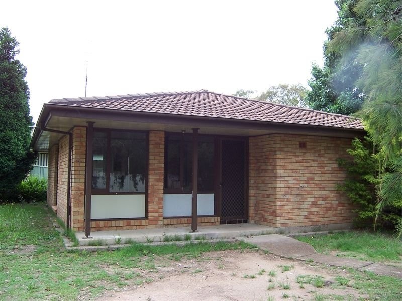 8 Earl Grey Crescent, Raymond Terrace NSW 2324