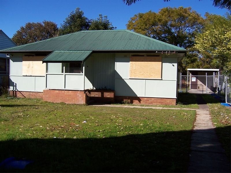 6 Phillip Road, Raymond Terrace NSW 2324