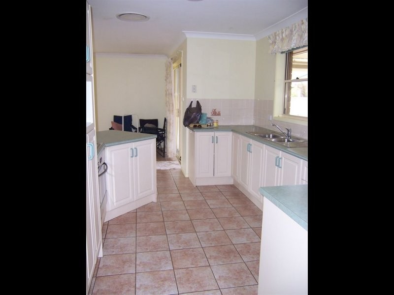 11 Leigh Place, Raymond Terrace NSW 2324
