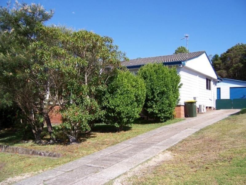 17 Acacia Avenue, Raymond Terrace NSW 2324