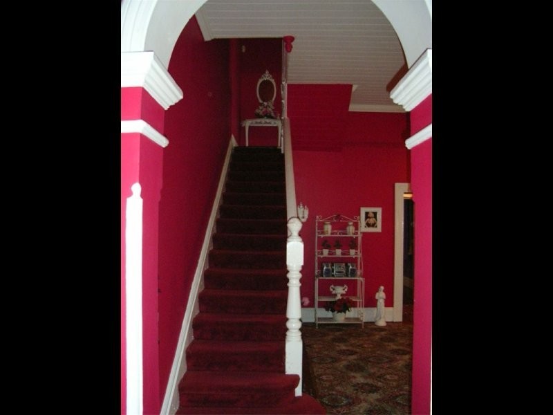 4 Swan Street, Hamilton NSW 2303