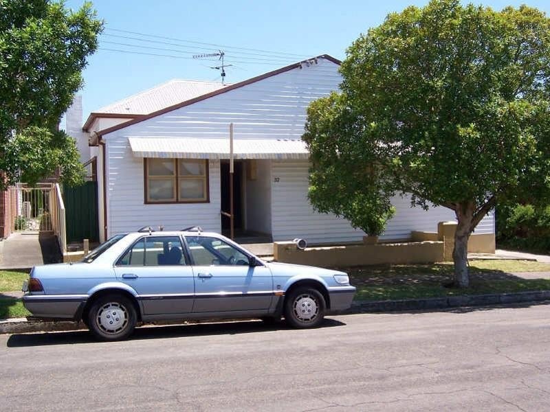 32 Gosford Road, Broadmeadow NSW 2292