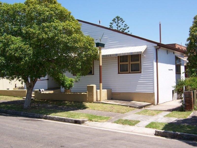 32 Gosford Road, Broadmeadow NSW 2292