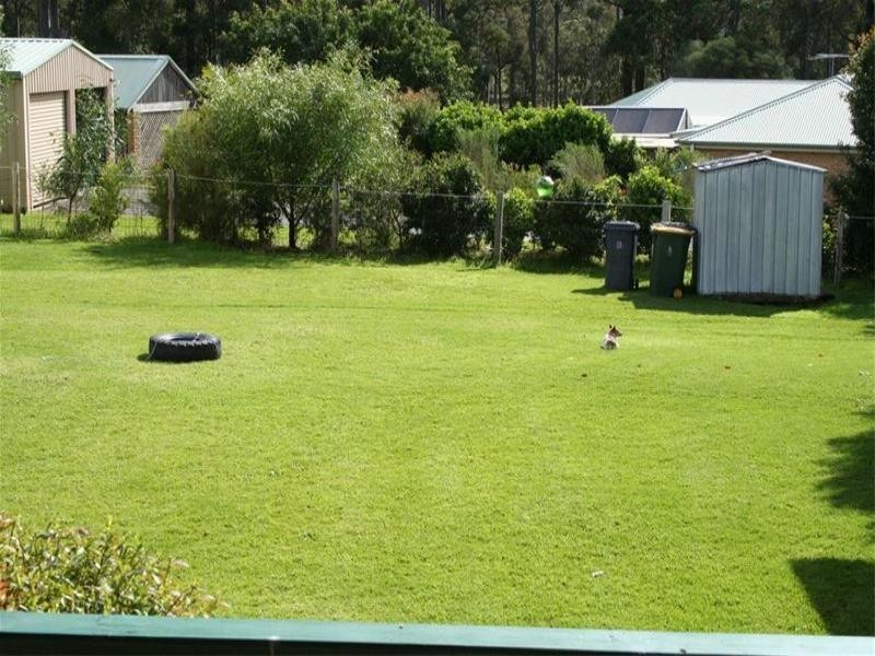6 Walter Parade, Black Hill NSW 2322