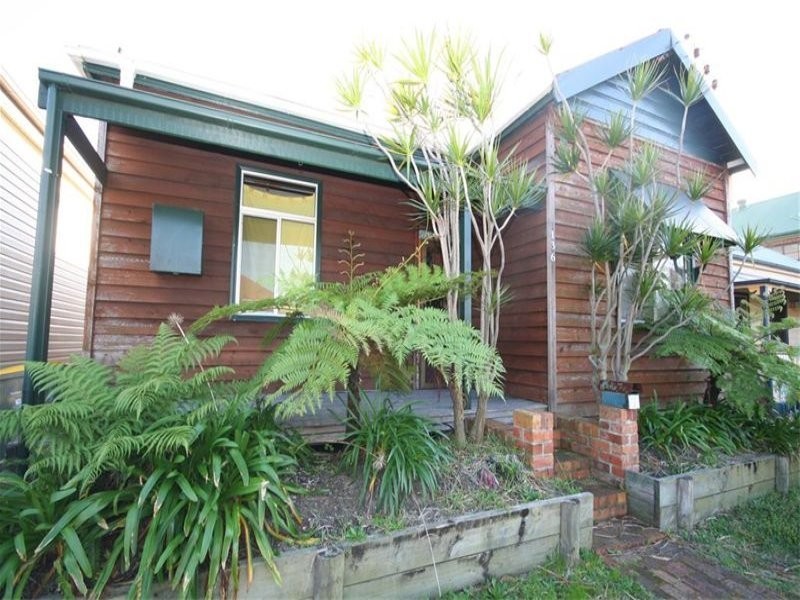 136 Lindsay Street, Hamilton NSW 2303