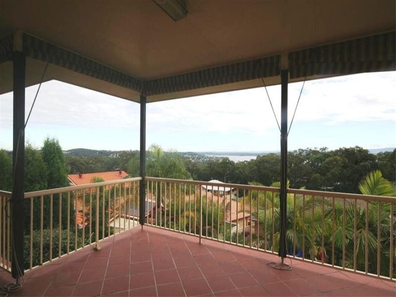 7 Chardonnay Court, Eleebana NSW 2282