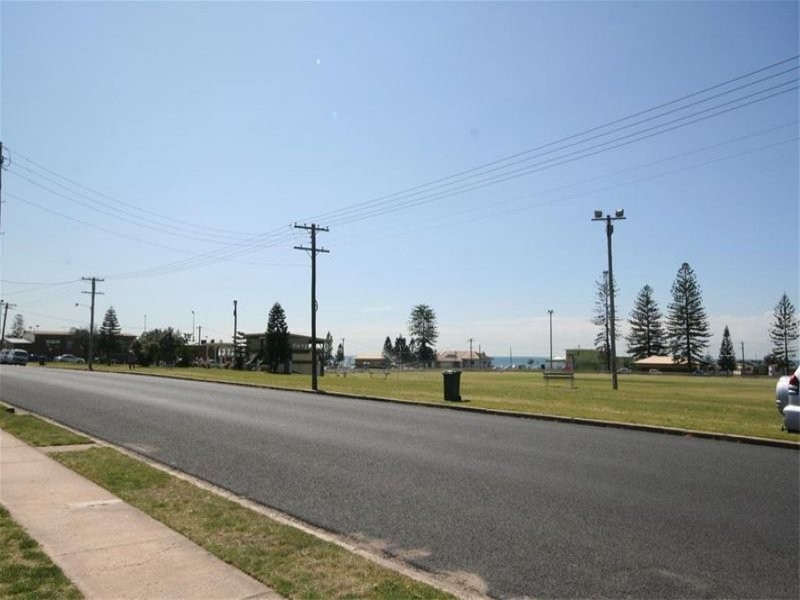 119 Mitchell Street, Stockton NSW 2295