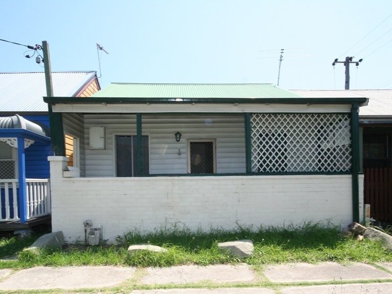 3 Bourke Street, Carrington NSW 2294