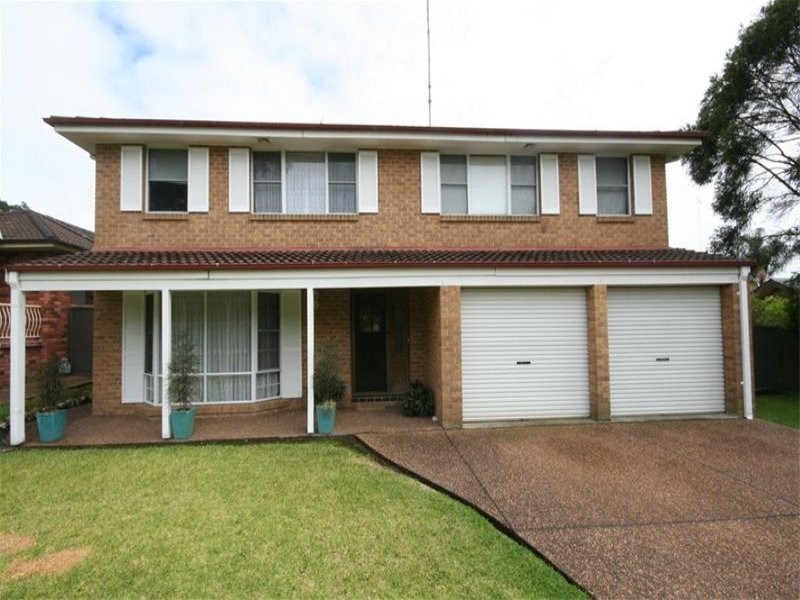 8 Lindeman Close, Eleebana NSW 2282
