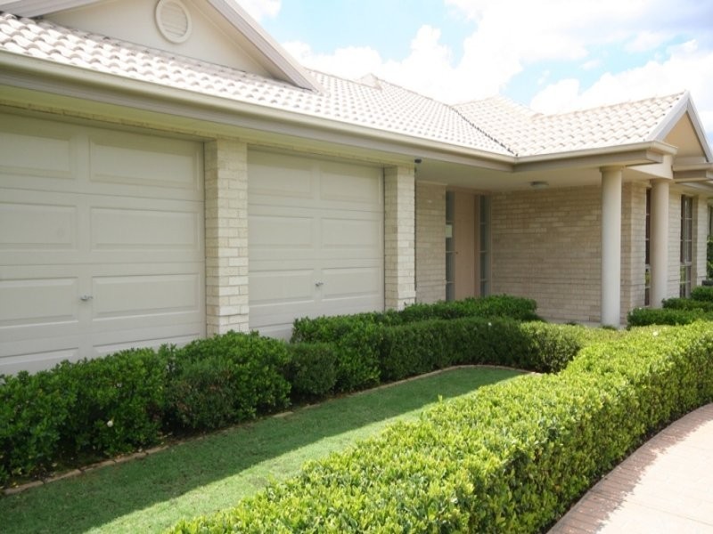 52 Northlakes Drive, Cameron Park NSW 2285