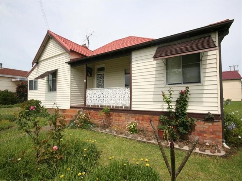 26 Lord Street, Dungog NSW 2420