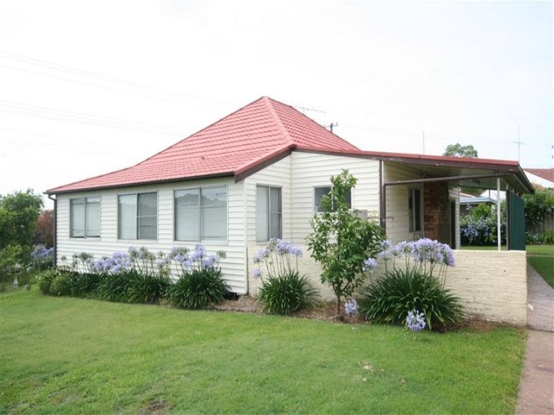 26 Lord Street, Dungog NSW 2420