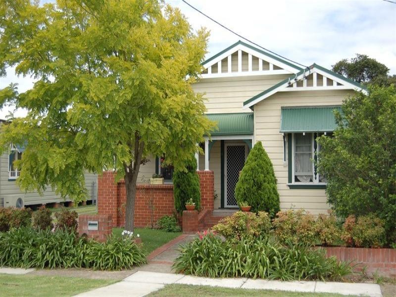 8 Glossop Street, New Lambton NSW 2305