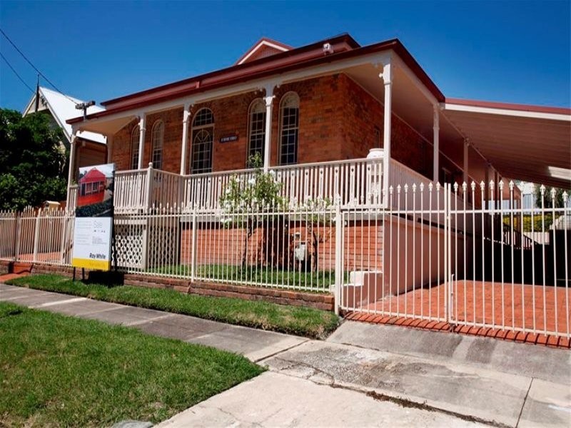 15 Henry Street, Merewether NSW 2291