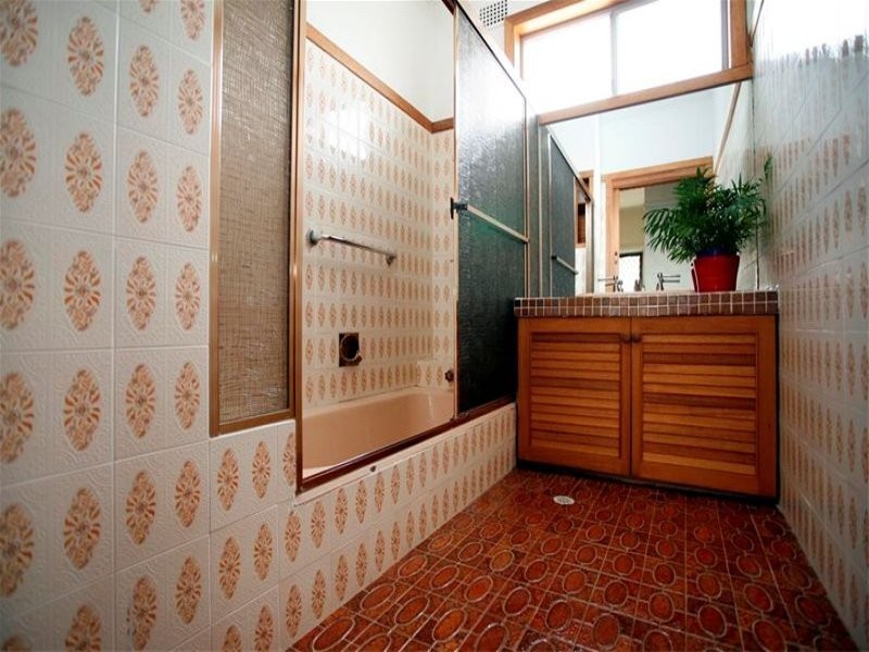 1 Collins Street, Georgetown NSW 2298