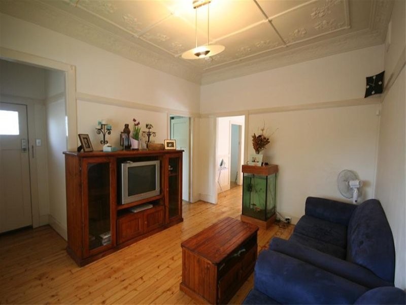3 Kings Road, Tighes Hill NSW 2297