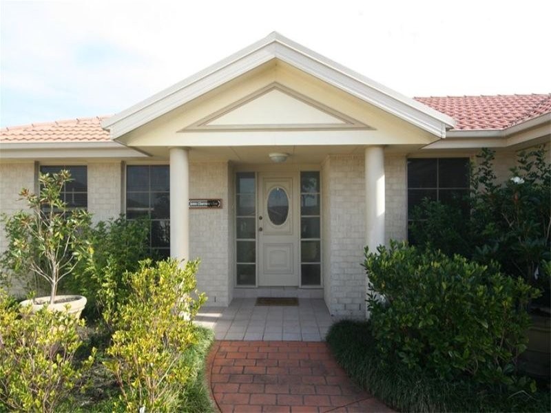 7 Clearview Close, Cameron Park NSW 2285