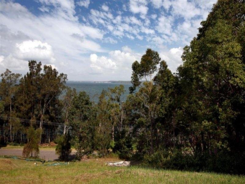 23 Beach Road, Wangi Wangi NSW 2267