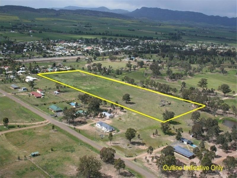 2 Almond Street, Denman NSW 2328