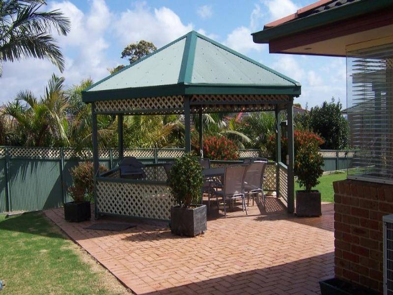 11 Smokebush Place, Garden Suburb NSW 2289