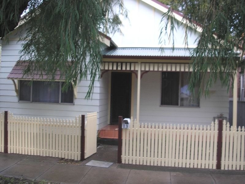 13 Smith Street, Mayfield NSW 2304