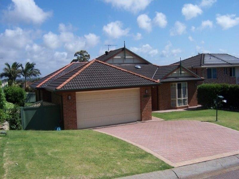 11 Smokebush Place, Garden Suburb NSW 2289