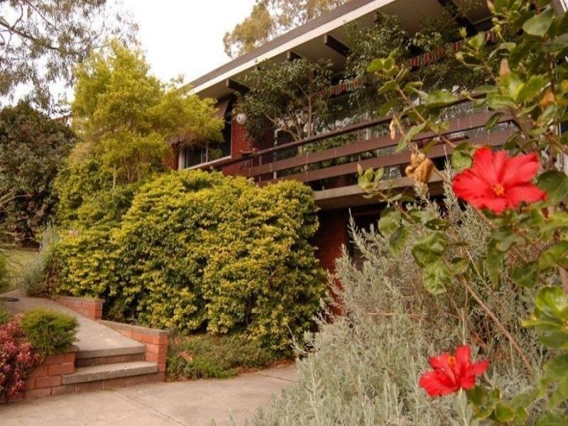 1 Harkins Street, Eleebana NSW 2282