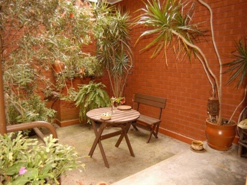 1 Harkins Street, Eleebana NSW 2282