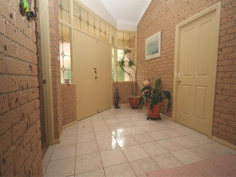 7 Chardonnay Court, Eleebana NSW 2282