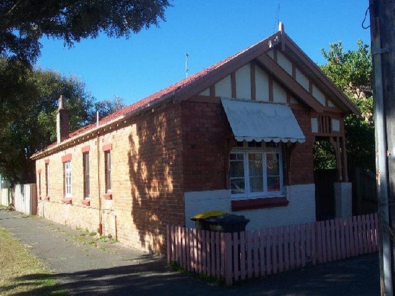 60 Parry Street, Cooks Hill NSW 2300