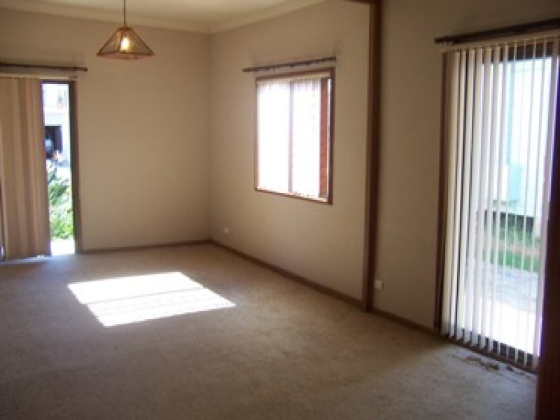 24 Dent Street, Merewether NSW 2291
