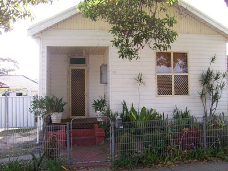 34 Henson Street, Mayfield East NSW 2304