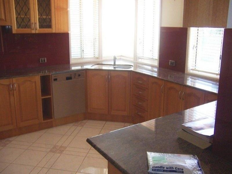 11 Smokebush Place, Garden Suburb NSW 2289