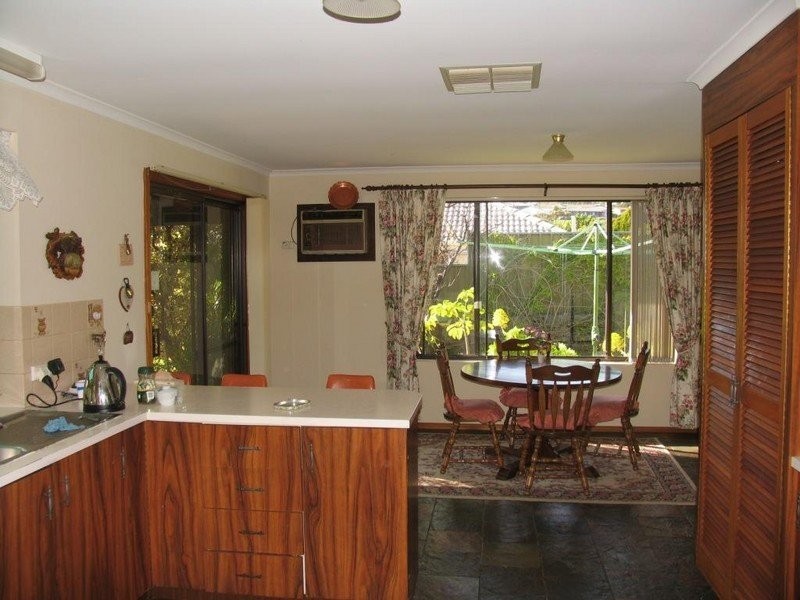 182 The Cove Road, Hallett Cove SA 5158