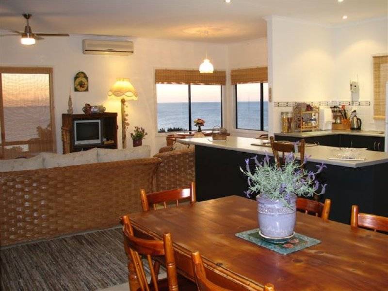 13 John Terrace, O’sullivan Beach SA 5166