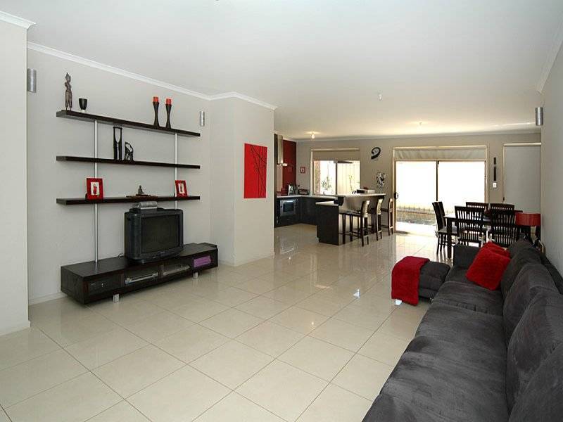 11 Brookside Crescent, Seaford Rise SA 5169