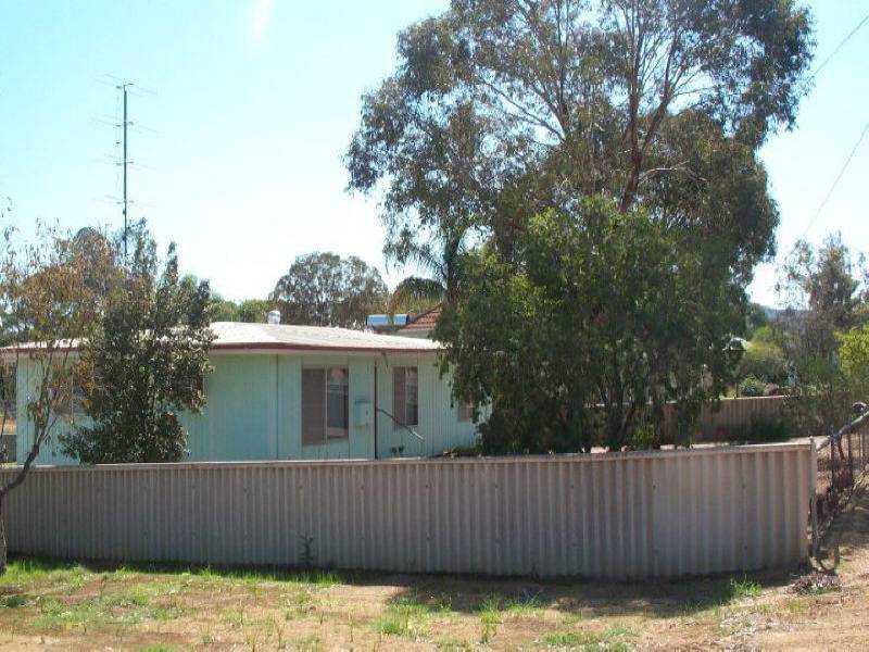 41 Newcastle Street, York WA 6302