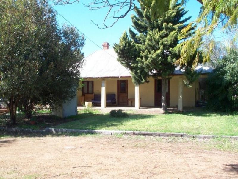 71 Vincent Street, Beverley WA 6304